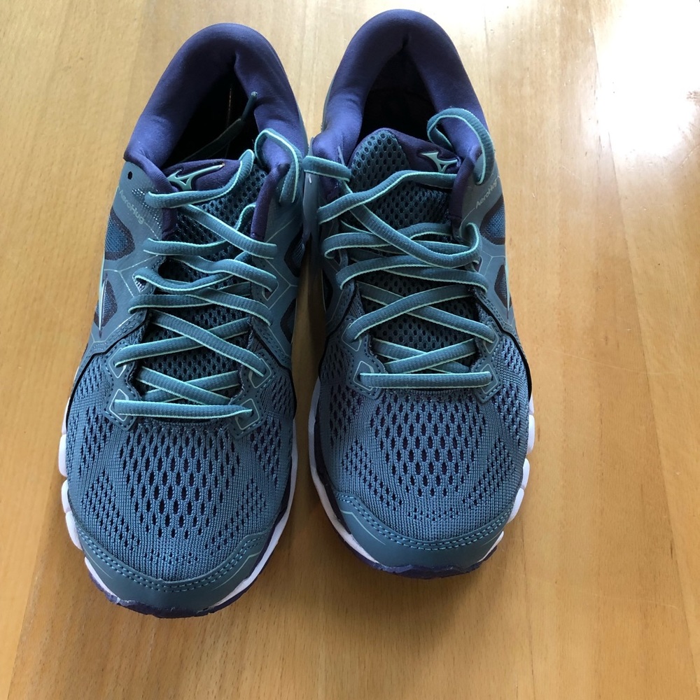 Mizuno wave sky 2